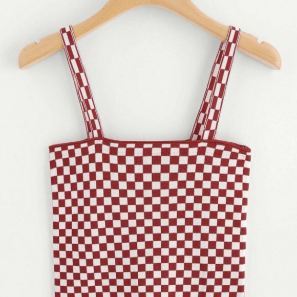 Button Front Plaid Shell Top - Picture 2 of 4